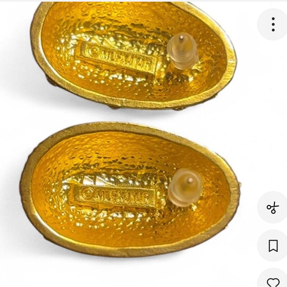 Textured Gold Oval Earrings